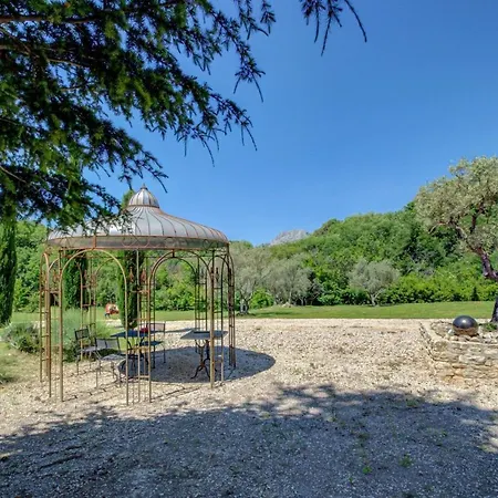 Exceptional panoramic sea view in a quiet&secure area Apartamento